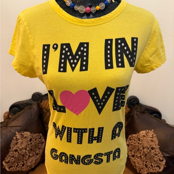 1955 Vintage Bright Yellow Short Sleeve I’m In Love With A Gangsta Tee Size XL - Picture 3 of 4